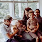 אם בית מסורה חמה לפנימייה קסומה בבני ברק - עבודה עם שליחות בתנאים מעולים!